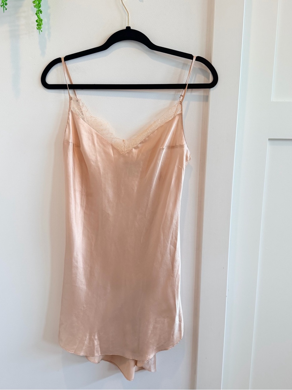 Victoria's Secret Y2K Vintage Silk Lace-Trim Slip Dress Blush Tan Women’s Small